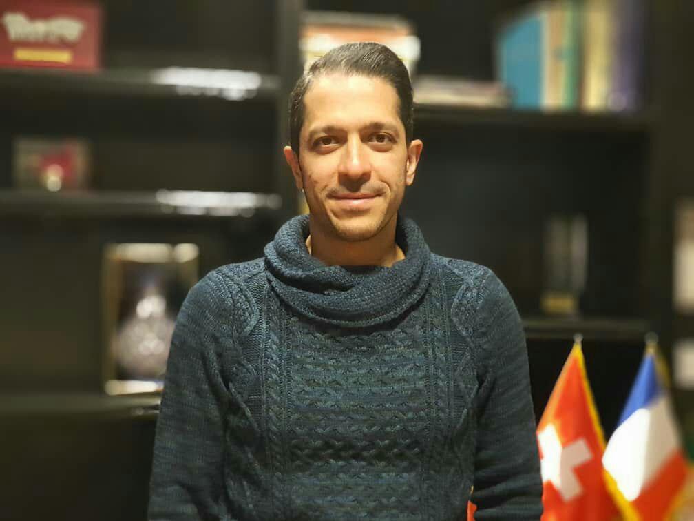 میلاد عاصمی پور میلاد عاصمی پور
